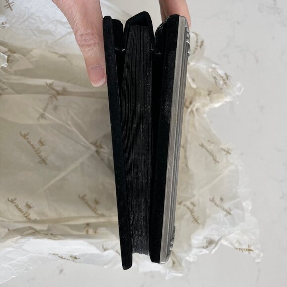 Burnes Mini Max 4" x 6" Photo Album Ribbed Leaf Style Holds 60 Pics Silv Blk - Picture 6 of 9